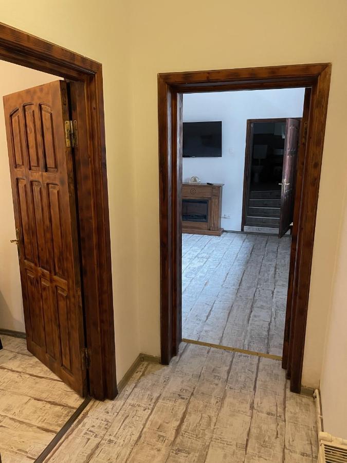 Tampa Residence Брашов Экстерьер фото