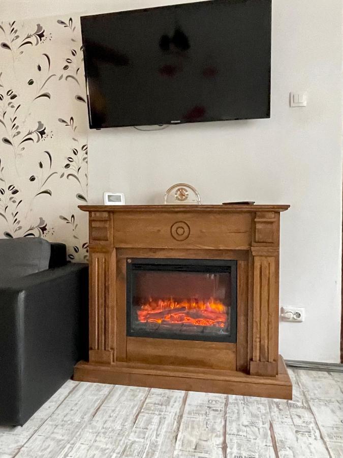 Tampa Residence Брашов Экстерьер фото